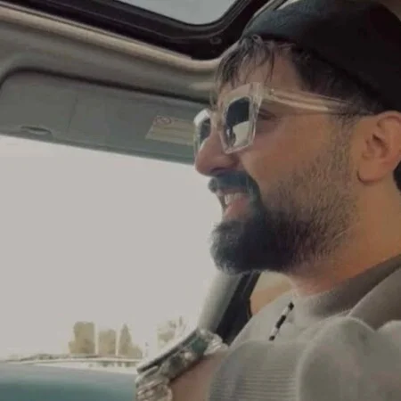 دانلود آهنگ شاد قدیمی با من به از این باش مهربان من باش از منصور