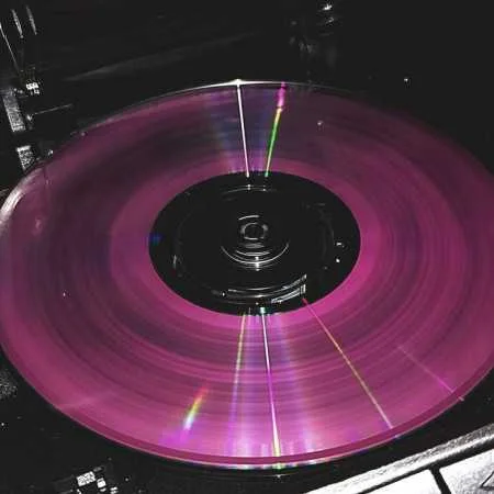 آهنگ شاد فانک burning memory funk از dj moigus