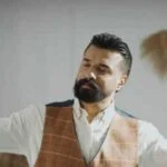 دانلود آهنگ شاد پرهام کاکاوند بنشین